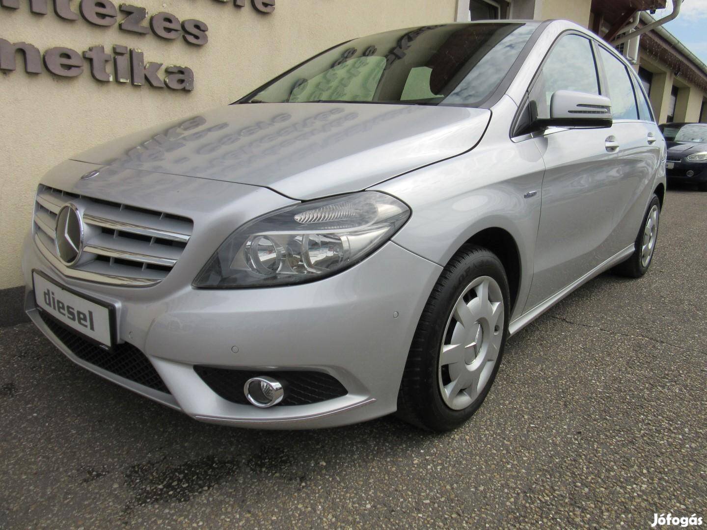 Mercedes-Benz B 180 CDI Blueefficiency Navi. Di...