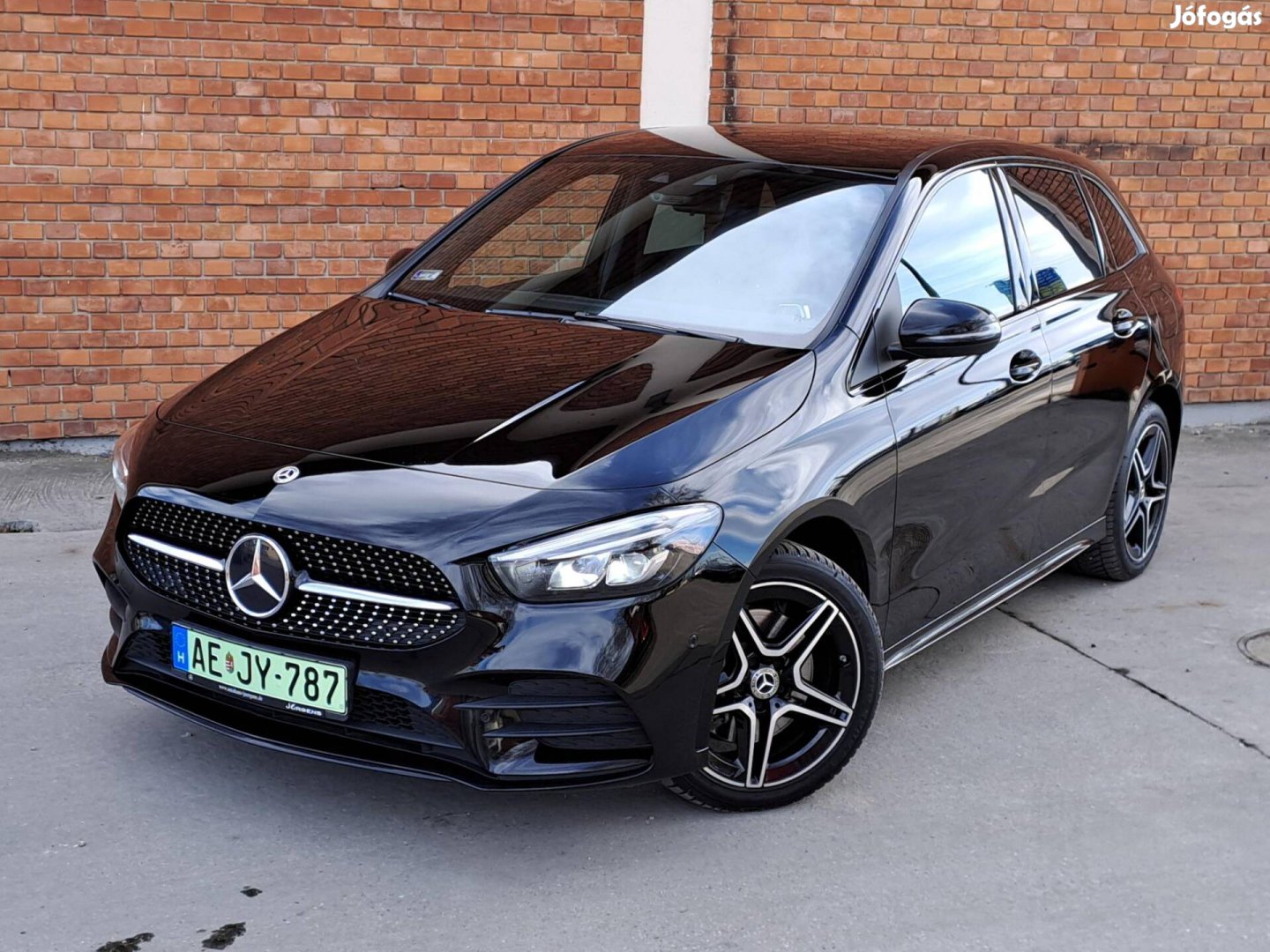 Mercedes-Benz B 250 E AMG Line 8G-DCT Plug-in h...