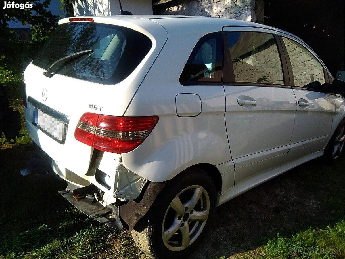 Mercedes-Benz B osztály alkatrészek 