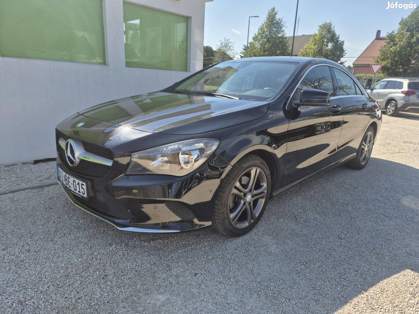 Mercedes-Benz CLA 180 Urban magyarországi / Sze...