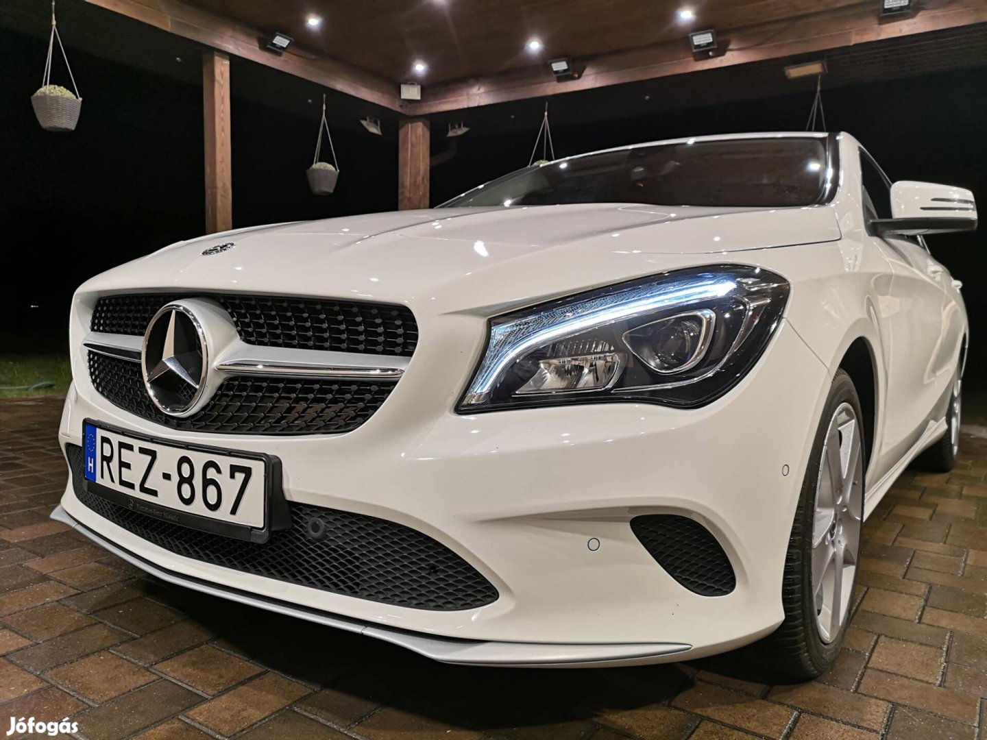 Mercedes-Benz CLA 220 4Matic 7G-DCT Videós hird...