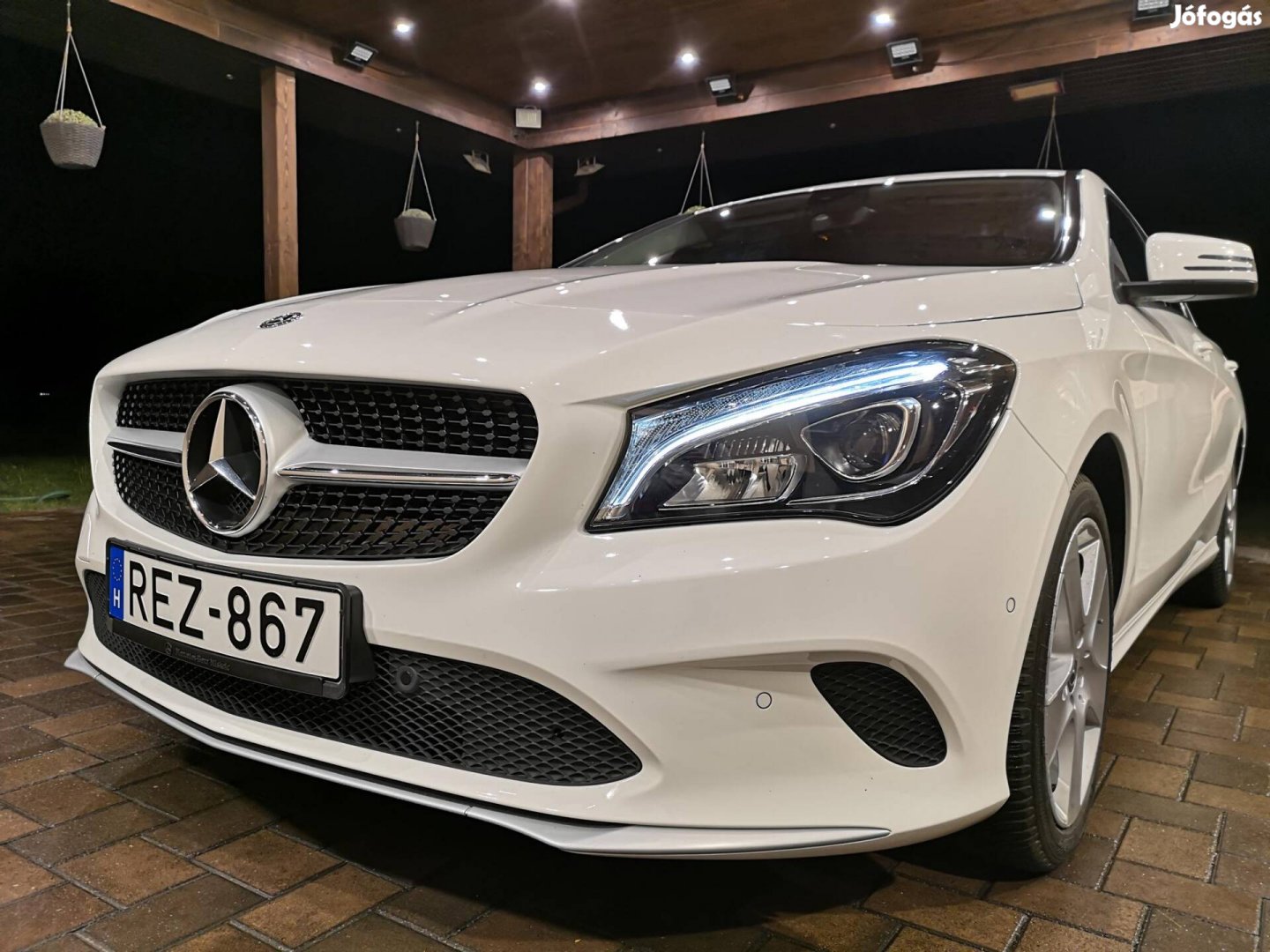 Mercedes-Benz CLA 220 4Matic 7G-DCT Videós hird...