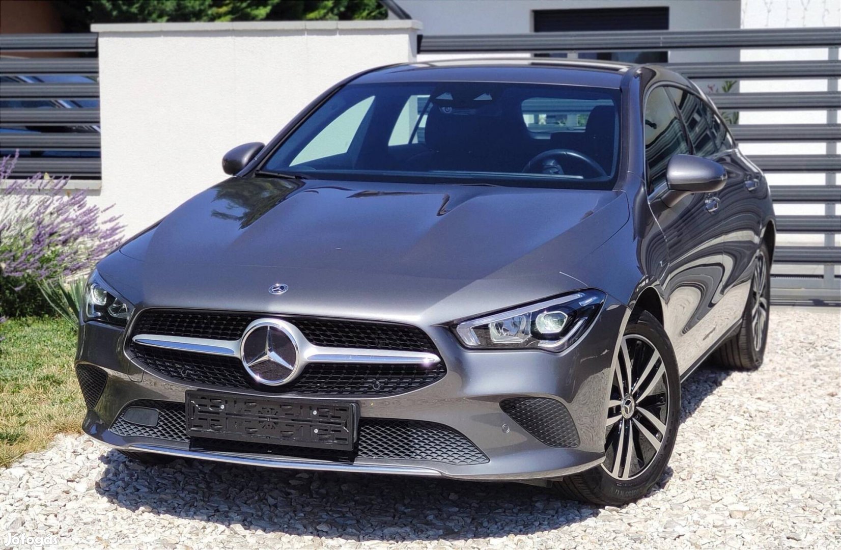 Mercedes-Benz CLA 250 e Progressive 8G-DCT Plug...