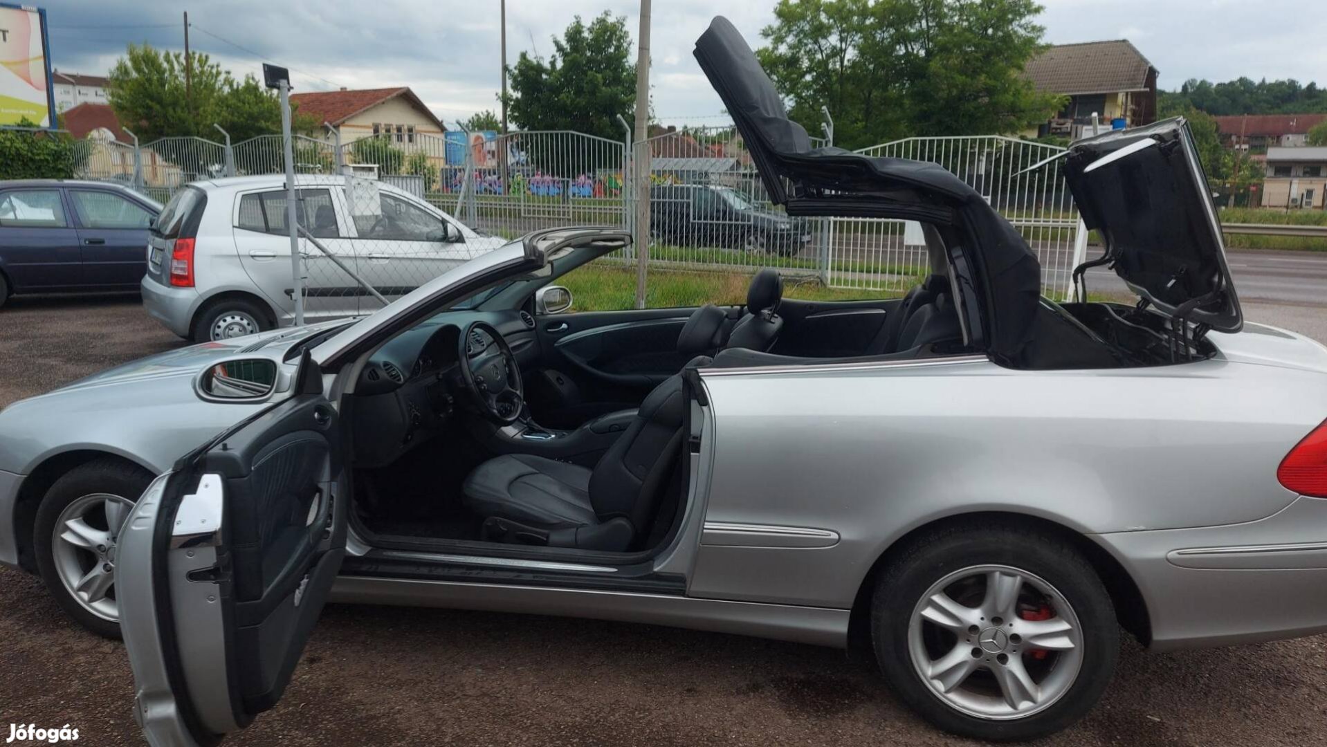 Mercedes-Benz CLK 200 Kompressor Avantgarde (Au...