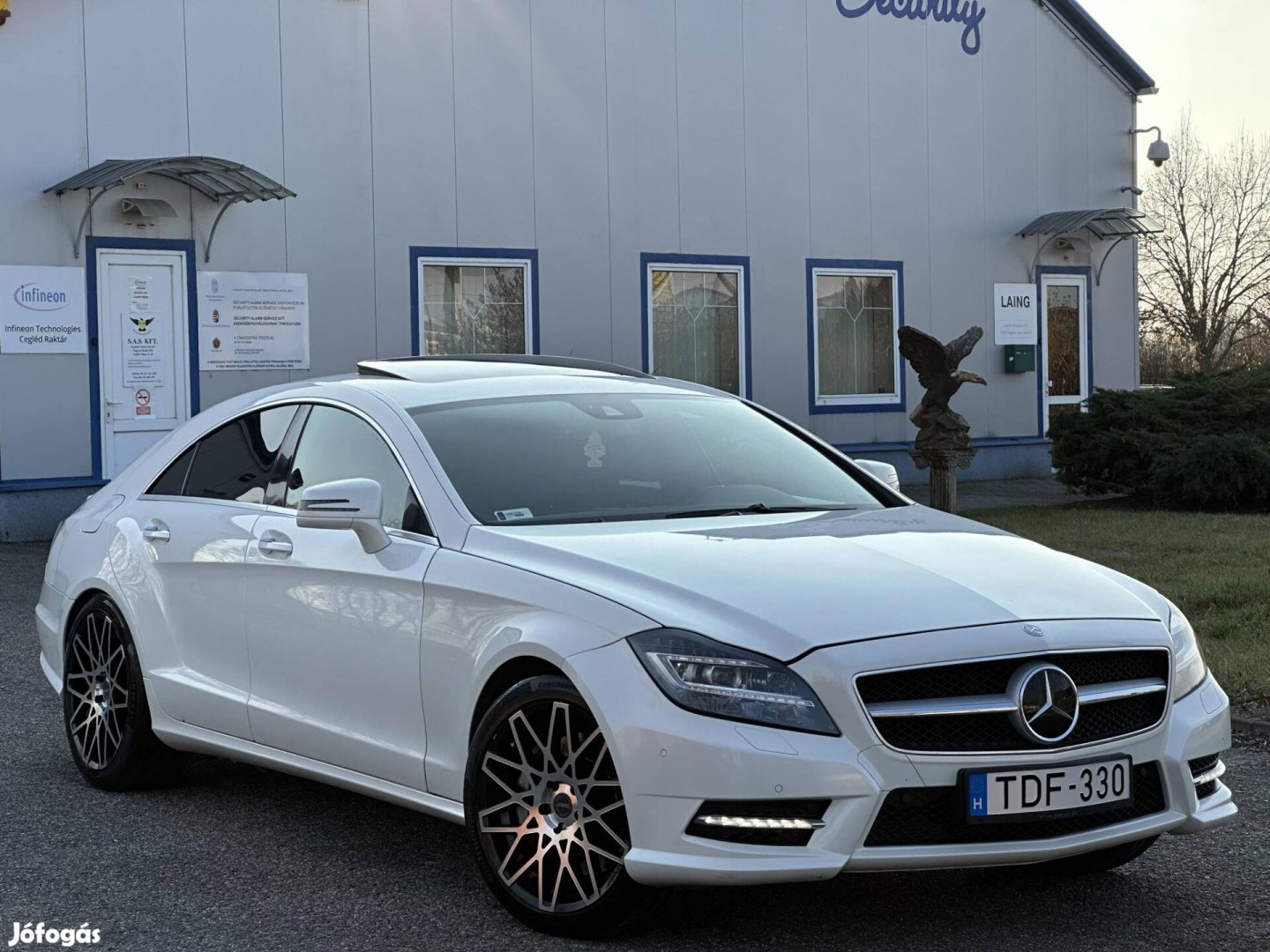 Mercedes-Benz CLS 500 4Matic Blueefficiency (Au...