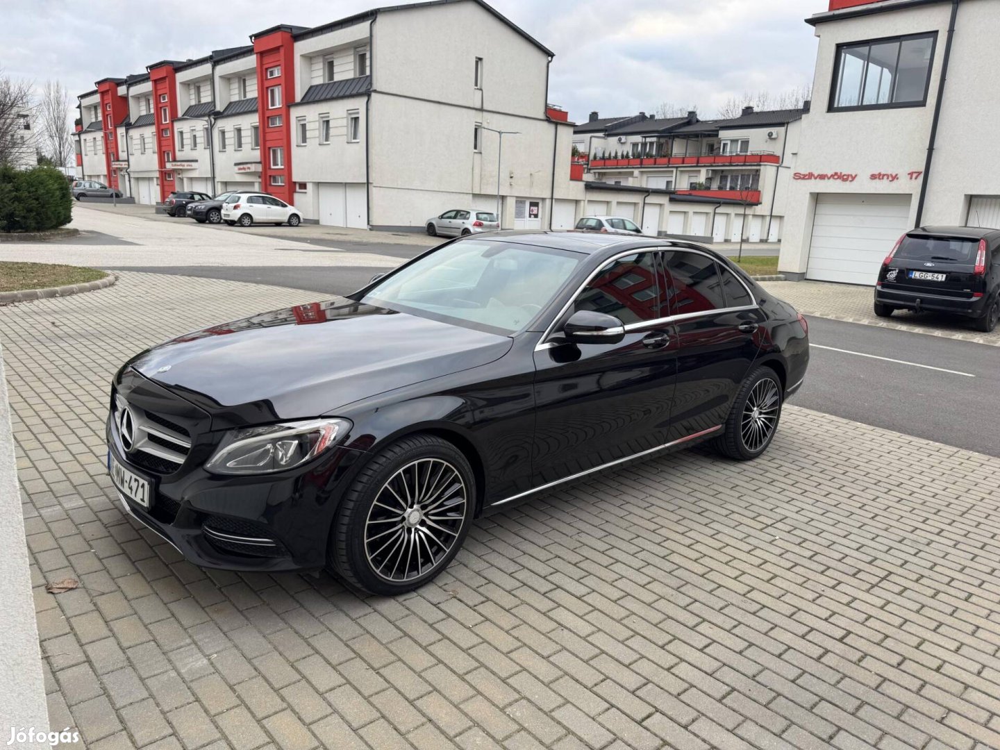 Mercedes-Benz C 200 7G-Tronic Benzines