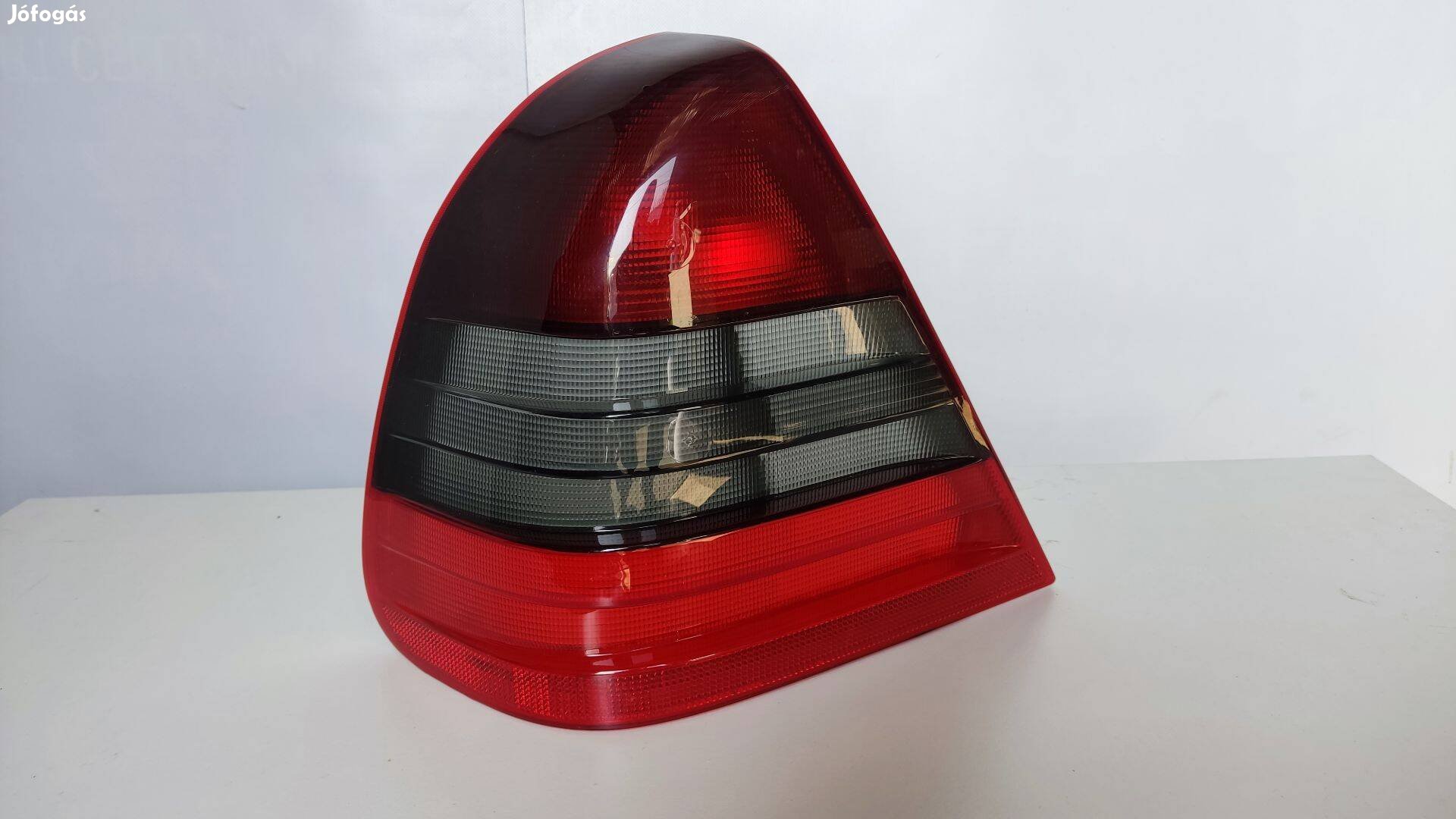 Mercedes-Benz C-Class Ball Hátsó Lámpabúra