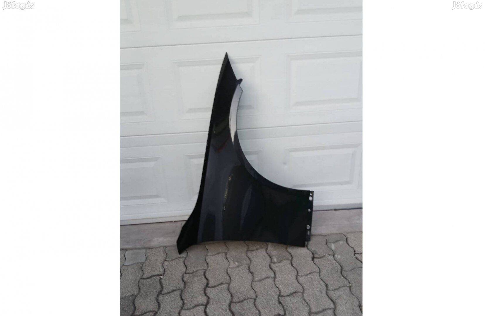 Mercedes-Benz C Klass 2023 Jobb első sárvédő