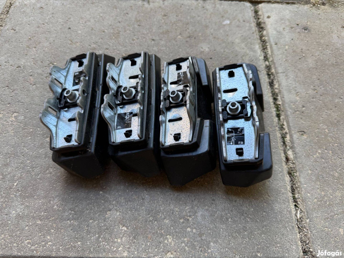 Mercedes-Benz C-Osztály W205 Thule Kit 187038 tetőcsomagtartó adapter