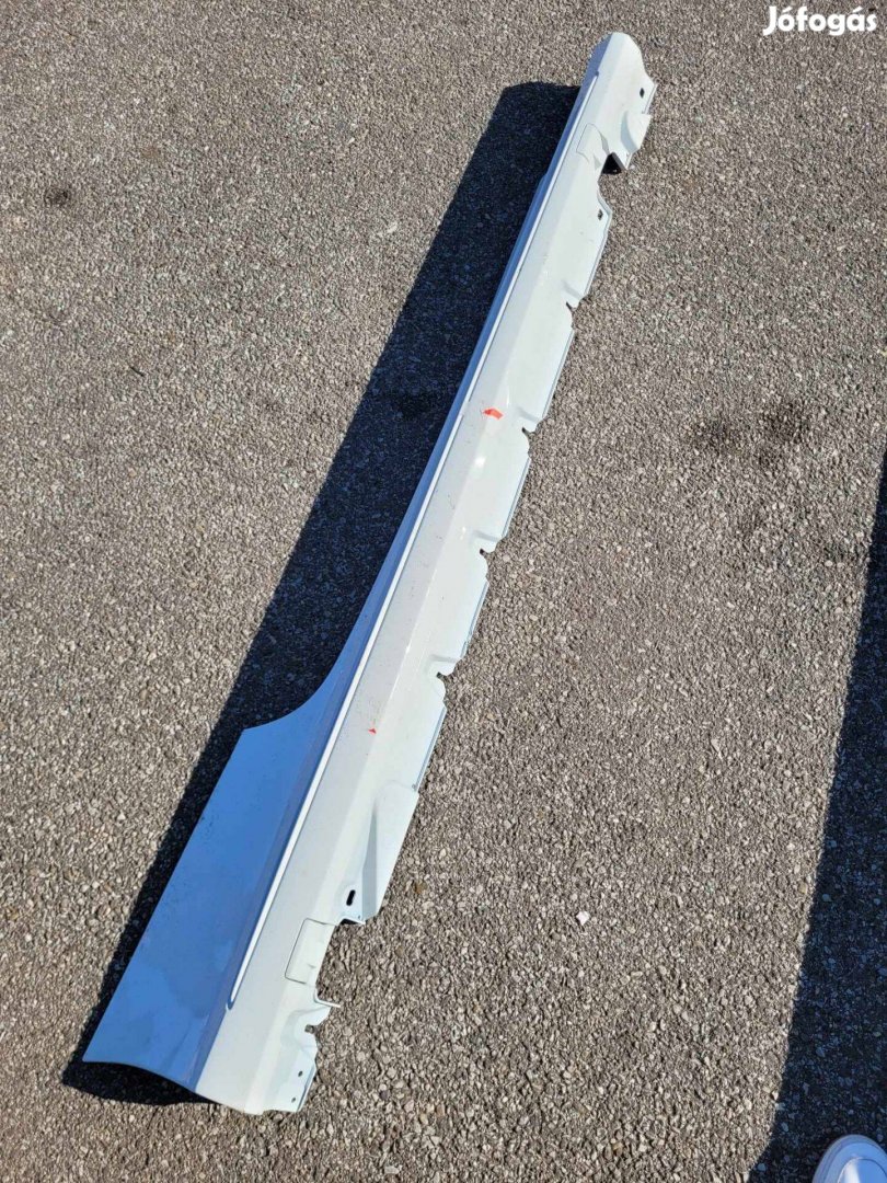 Mercedes Benz C coupé küszöbspoiler A2056901401