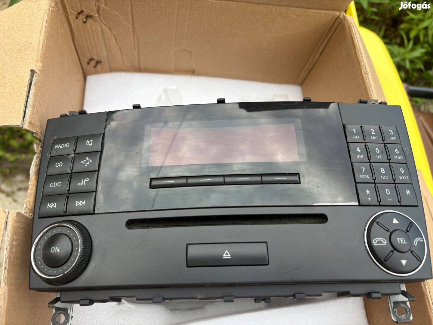 Mercedes-Benz C-osztály W203 gyári rádió A2038704589