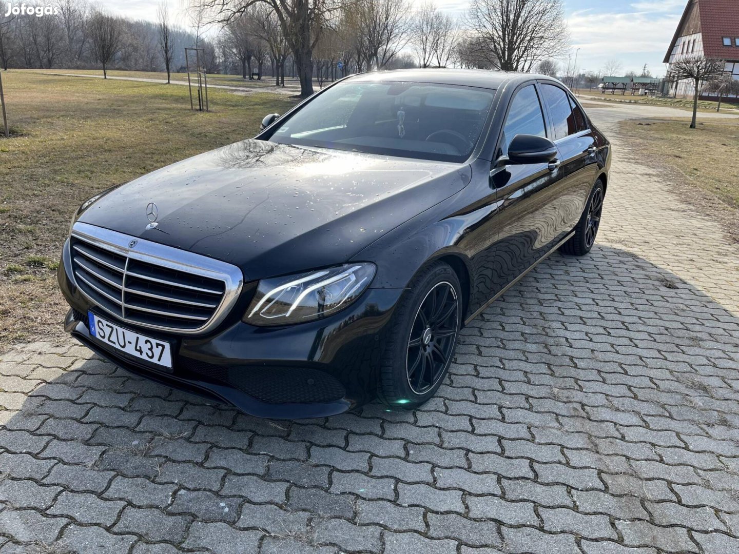 Mercedes-Benz E 200 4Matic 9G-Tronic EQ Boost