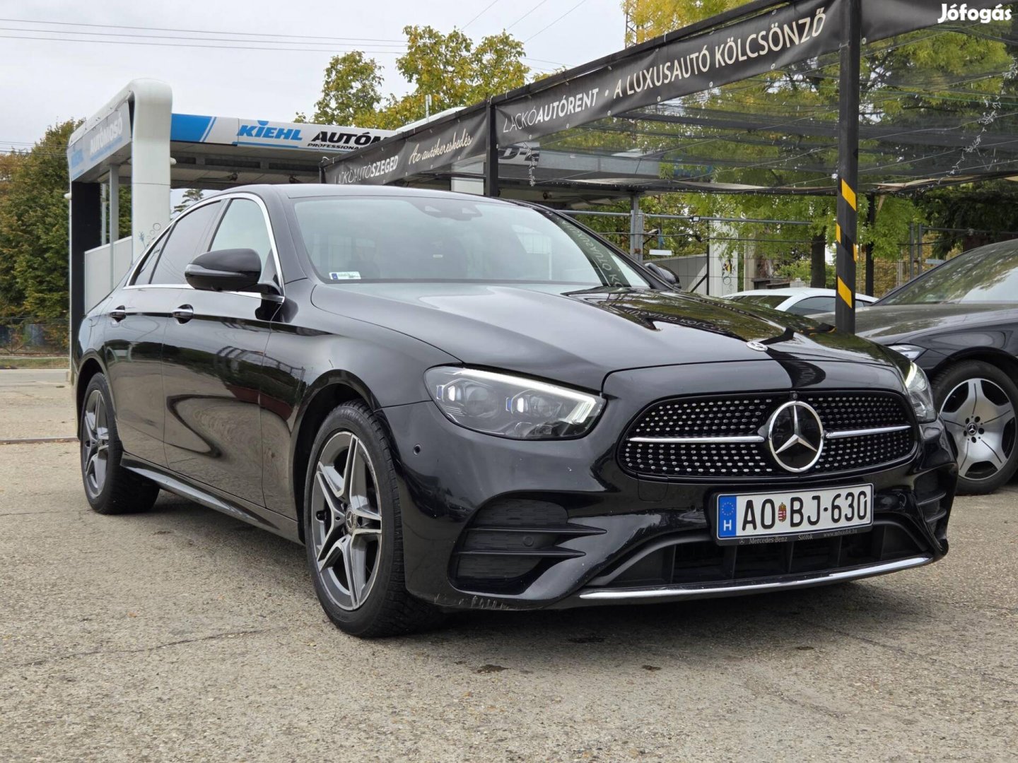 Mercedes-Benz E 200 4Matic 9G-Tronic EQ Boost A...