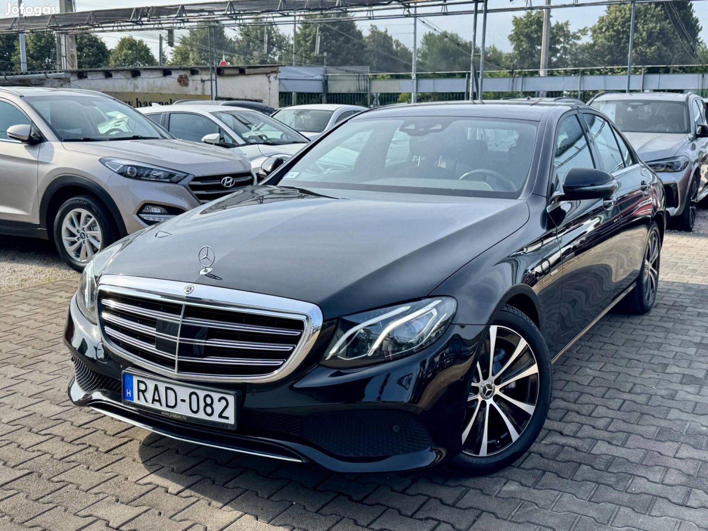 Mercedes-Benz E 200 9G-Tronic Magyarországon vá...
