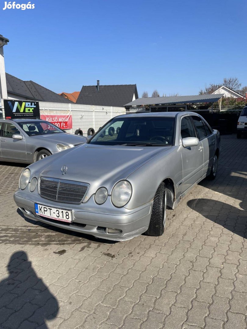 Mercedes-Benz E 200 CDI Avantgarde (Automata)