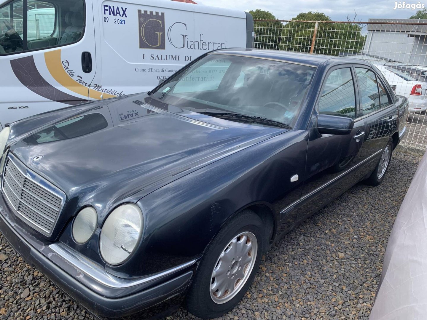 Mercedes-Benz E 200 Classic