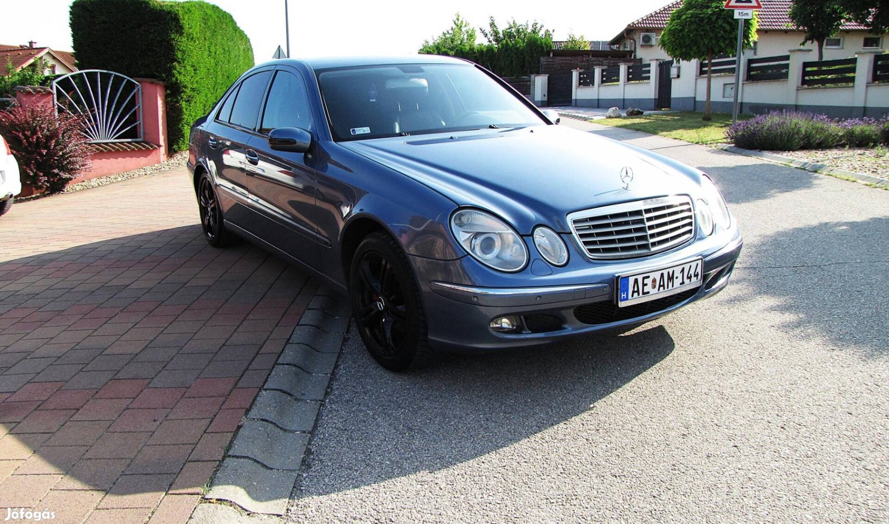 Mercedes-Benz E 200 Kompressor Elegance Frissen...