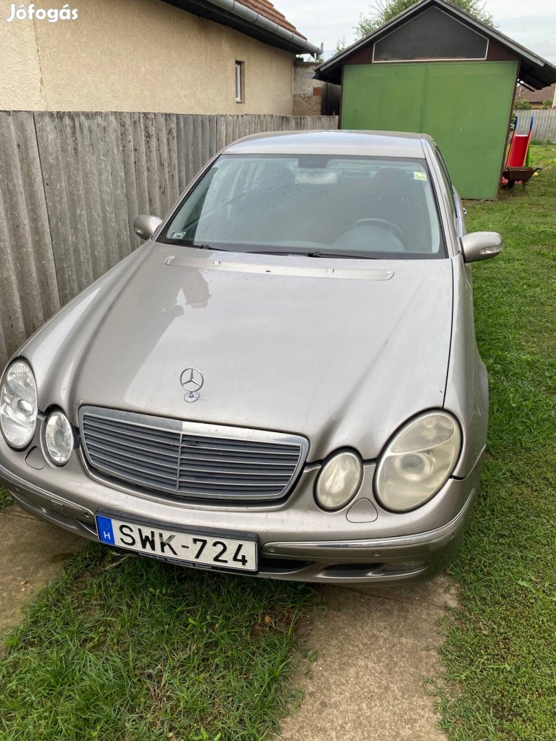 Mercedes-Benz E 220 CDI