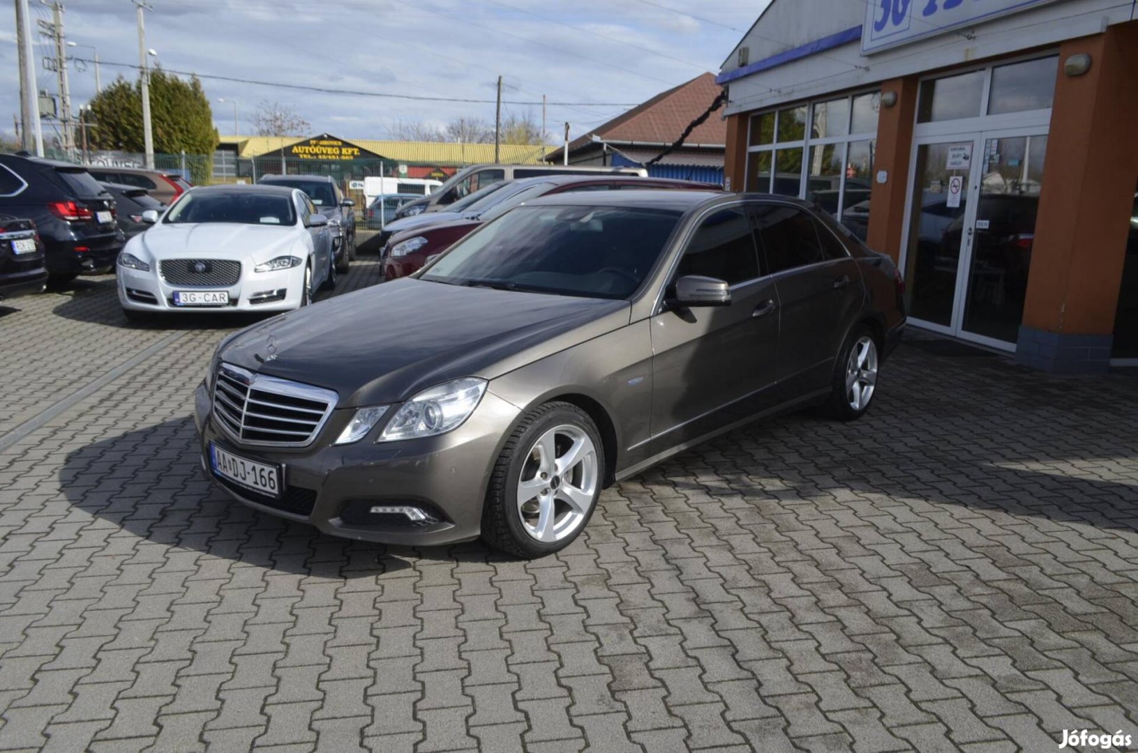 Mercedes-Benz E 220 CDI Blueefficiency Avantgar...