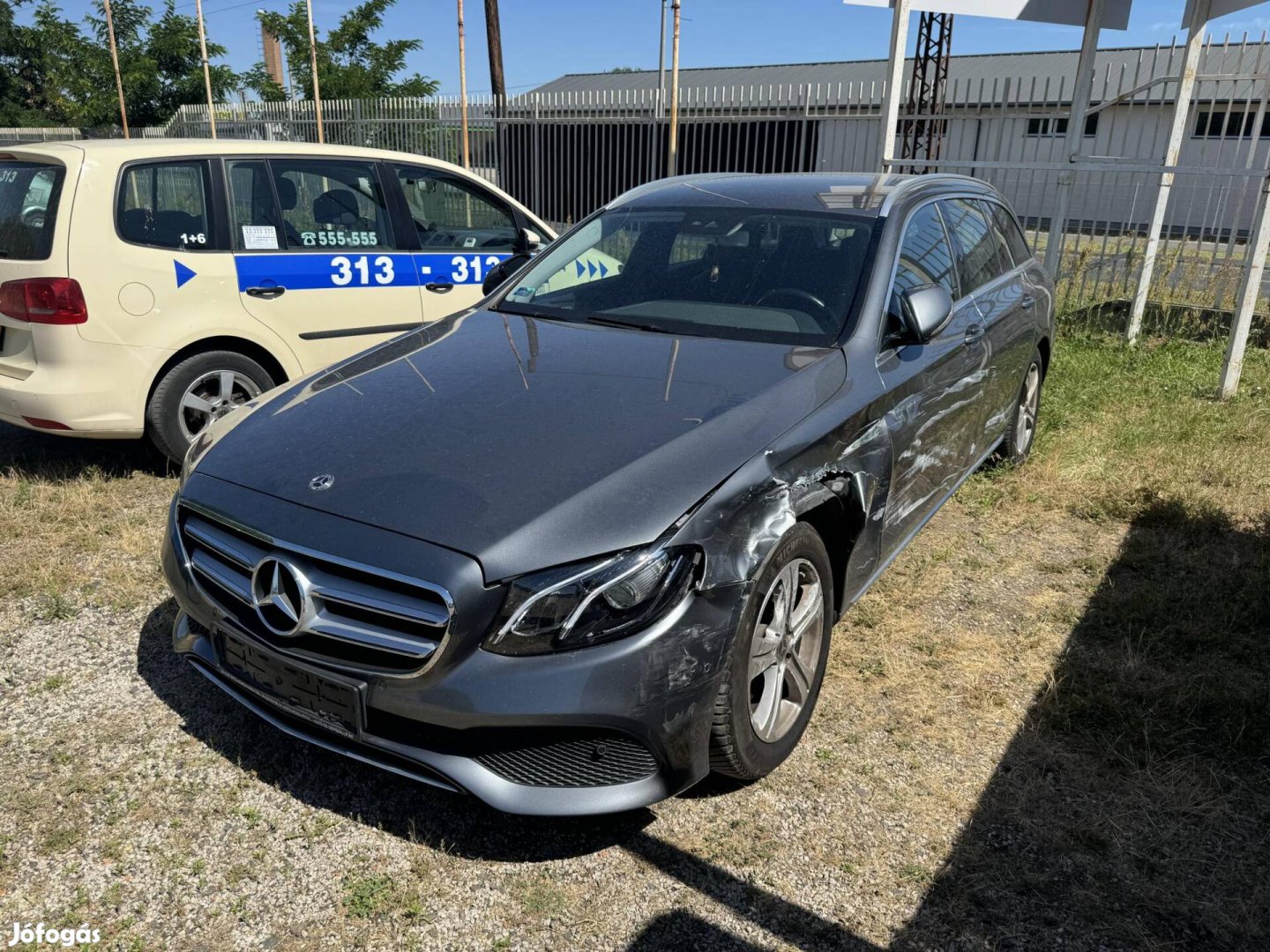Mercedes-Benz E 220 d 4Matic 9G-Tronic