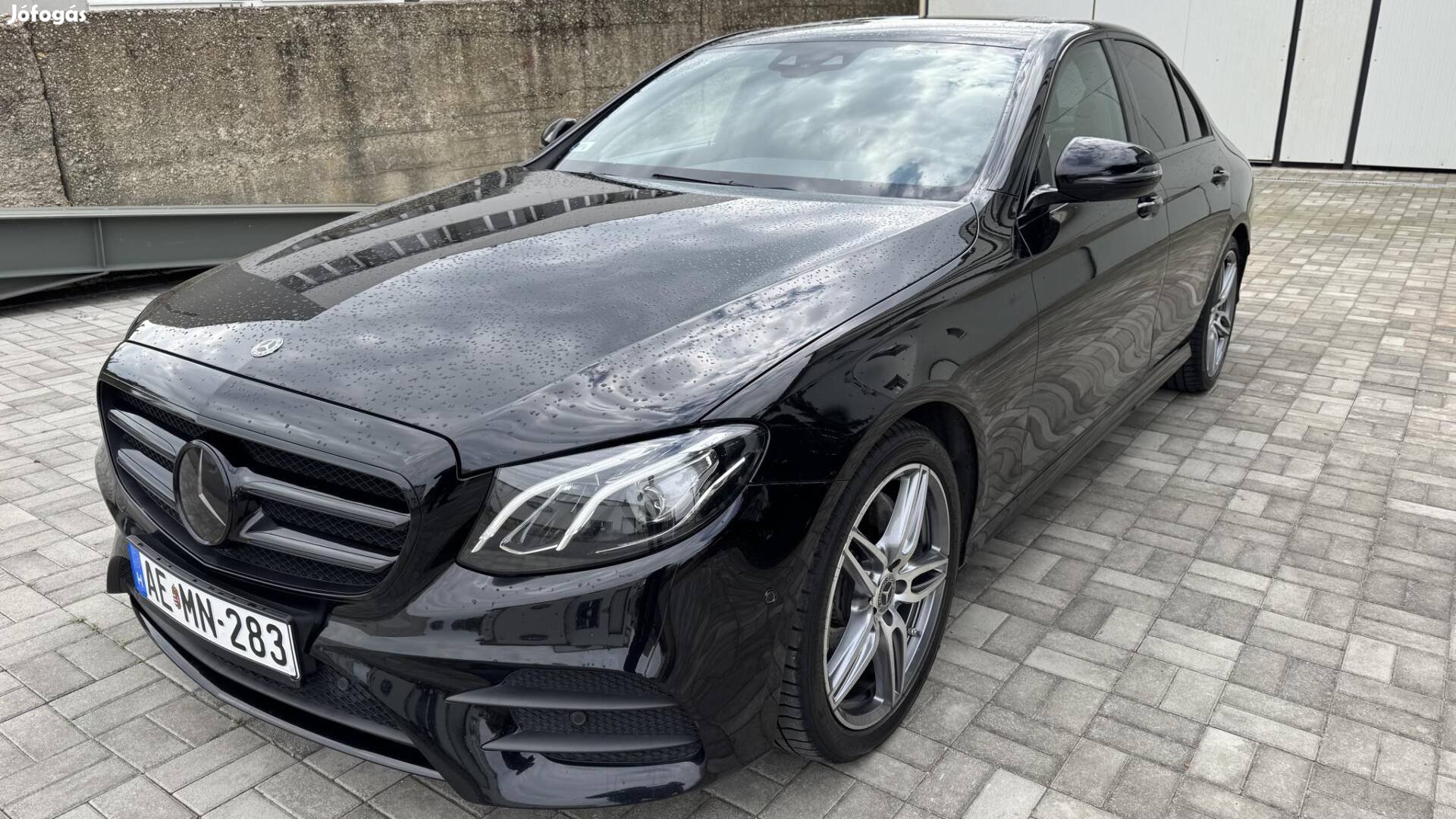 Mercedes-Benz E 220 d 9G-Tronic AMG csomag. LED...