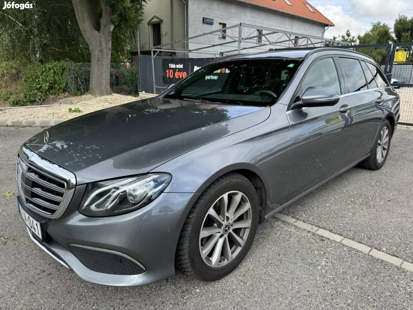 Mercedes-Benz E 220 d T 9G-Tronic Led!Navi!Kamera