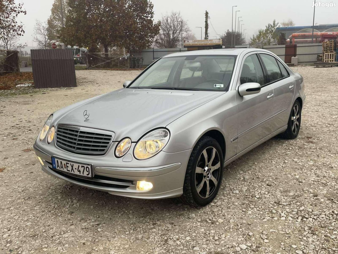 Mercedes-Benz E 240 Elegance (Automata) Magyaro...