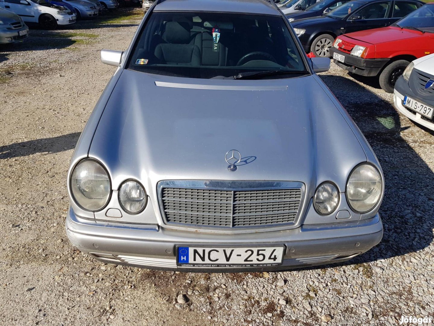 Mercedes-Benz E 240 T Avantgarde (Automata)