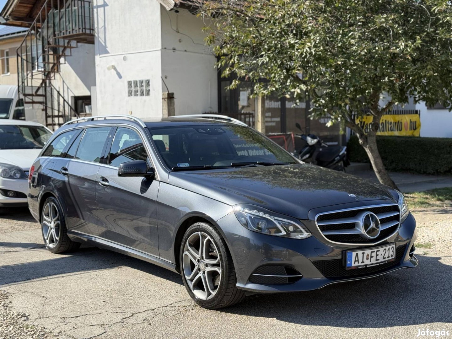 Mercedes-Benz E 250 Bluetec T Avantgarde 9G-Tro...