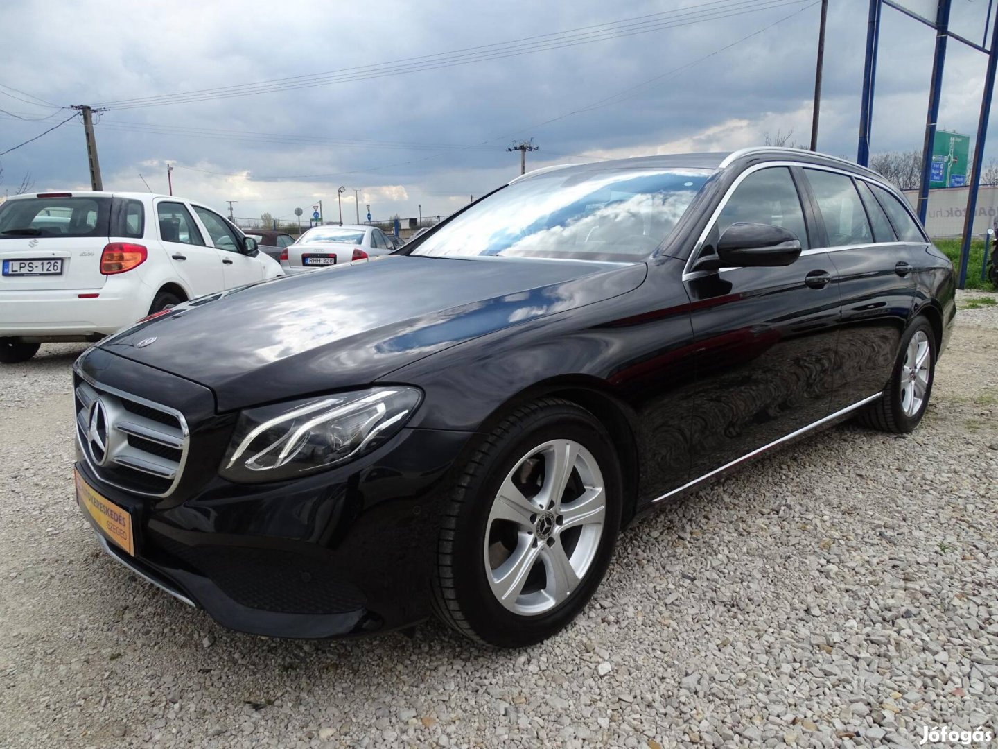 Mercedes-Benz E 250 T 9G-Tronic Hitel! Csere-BE...