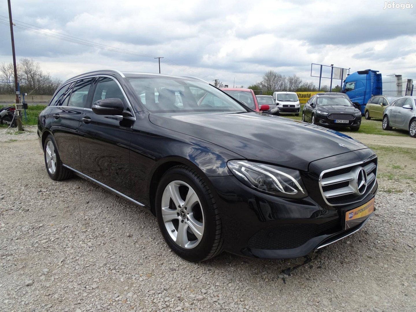 Mercedes-Benz E 250 T 9G-Tronic Hitel! Csere-BE...