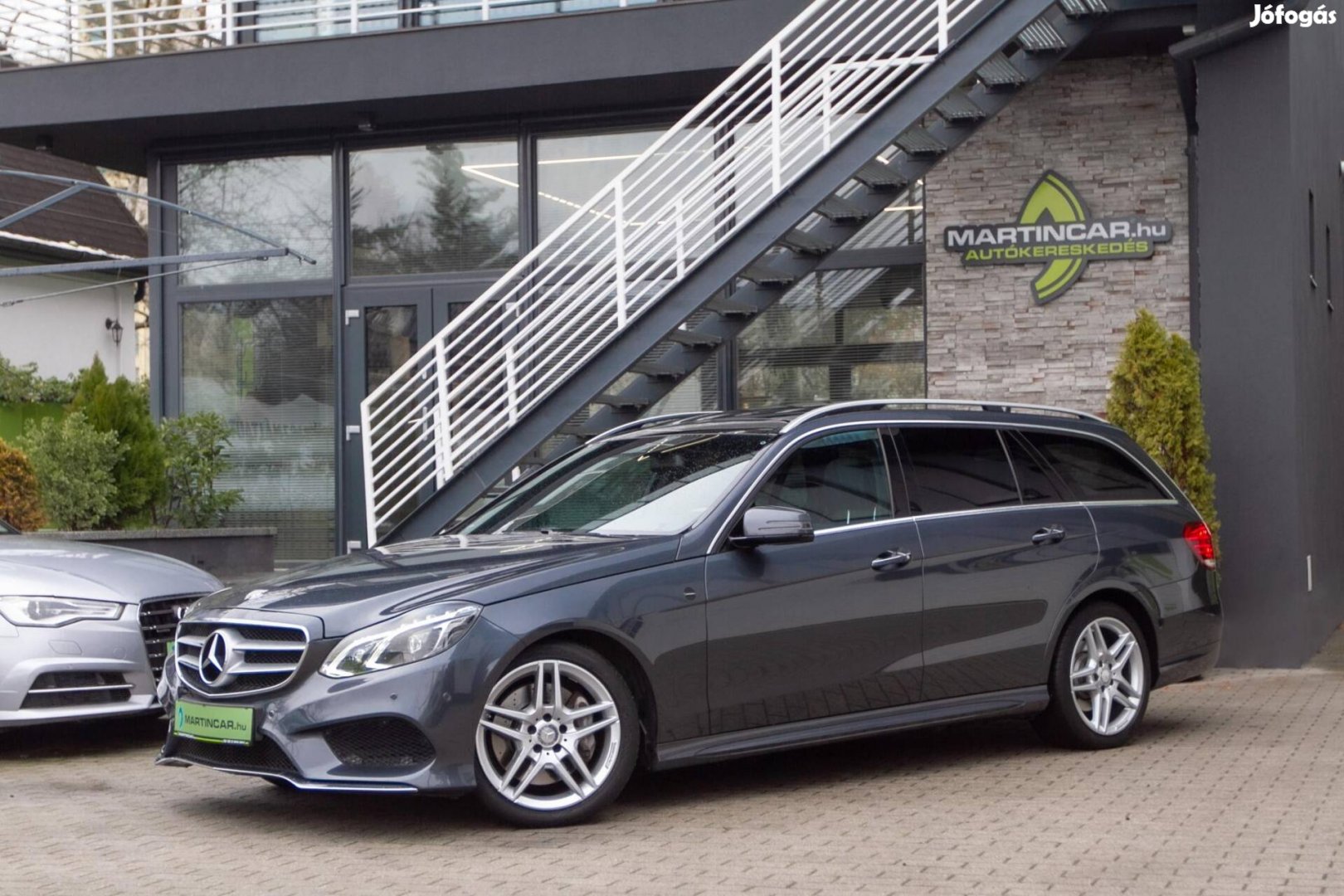 Mercedes-Benz E 350 Bluetec 4Matic T Avantgarde...