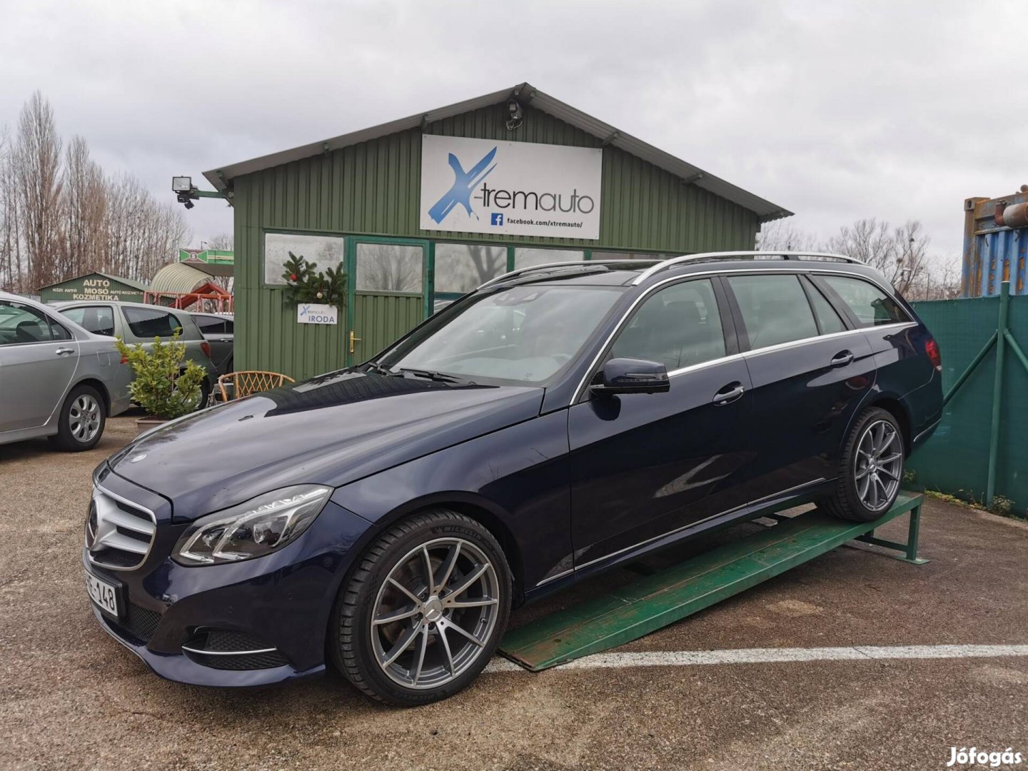 Mercedes-Benz E 350 Bluetec 4Matic T Avantgarde...