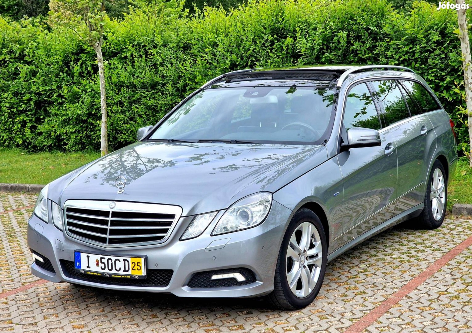 Mercedes-Benz E 350 CGI T Blueefficiency Avantg...