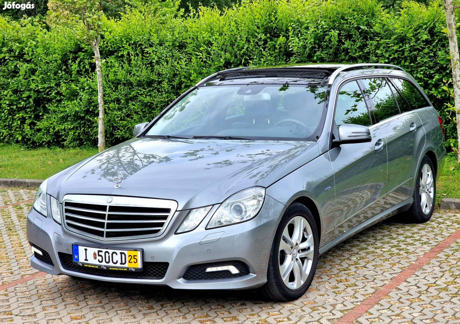Mercedes-Benz E 350 CGI T Blueefficiency Avantg...