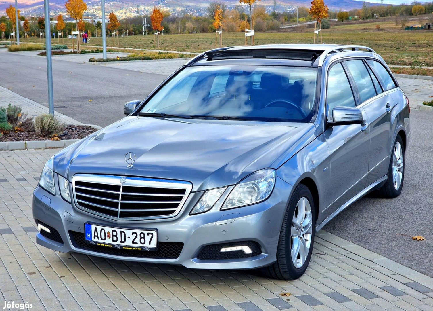 Mercedes-Benz E 350 CGI T Blueefficiency Avantg...