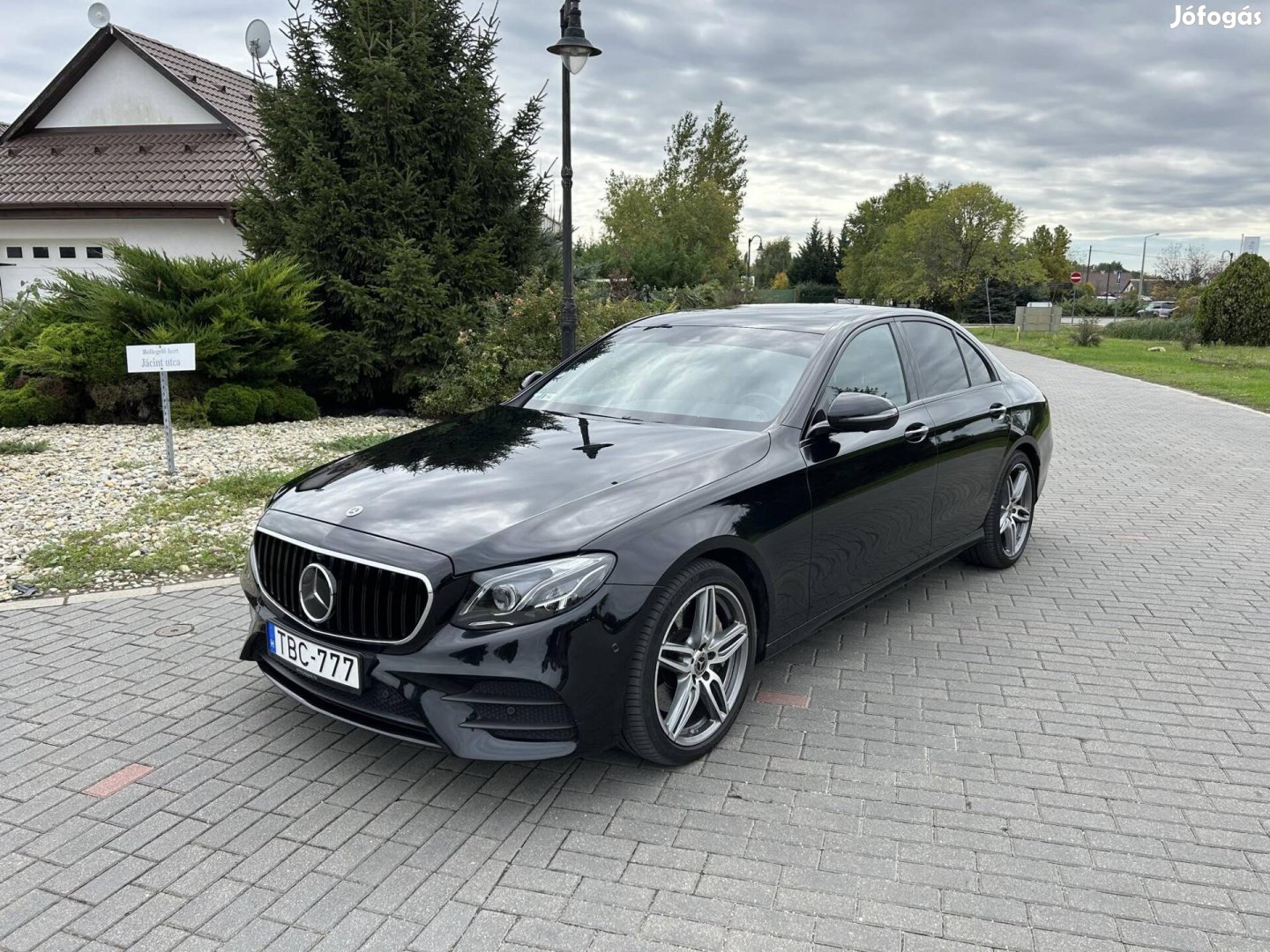 Mercedes-Benz E 450 4Matic 9G-Tronic 60.000KM A...