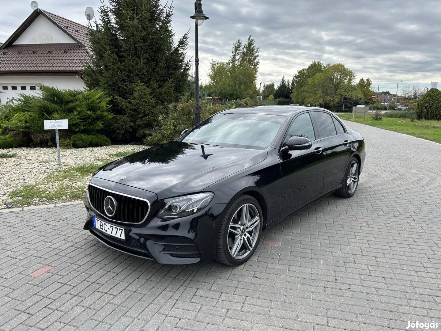 Mercedes-Benz E 450 4Matic 9G-Tronic 60.000KM A...