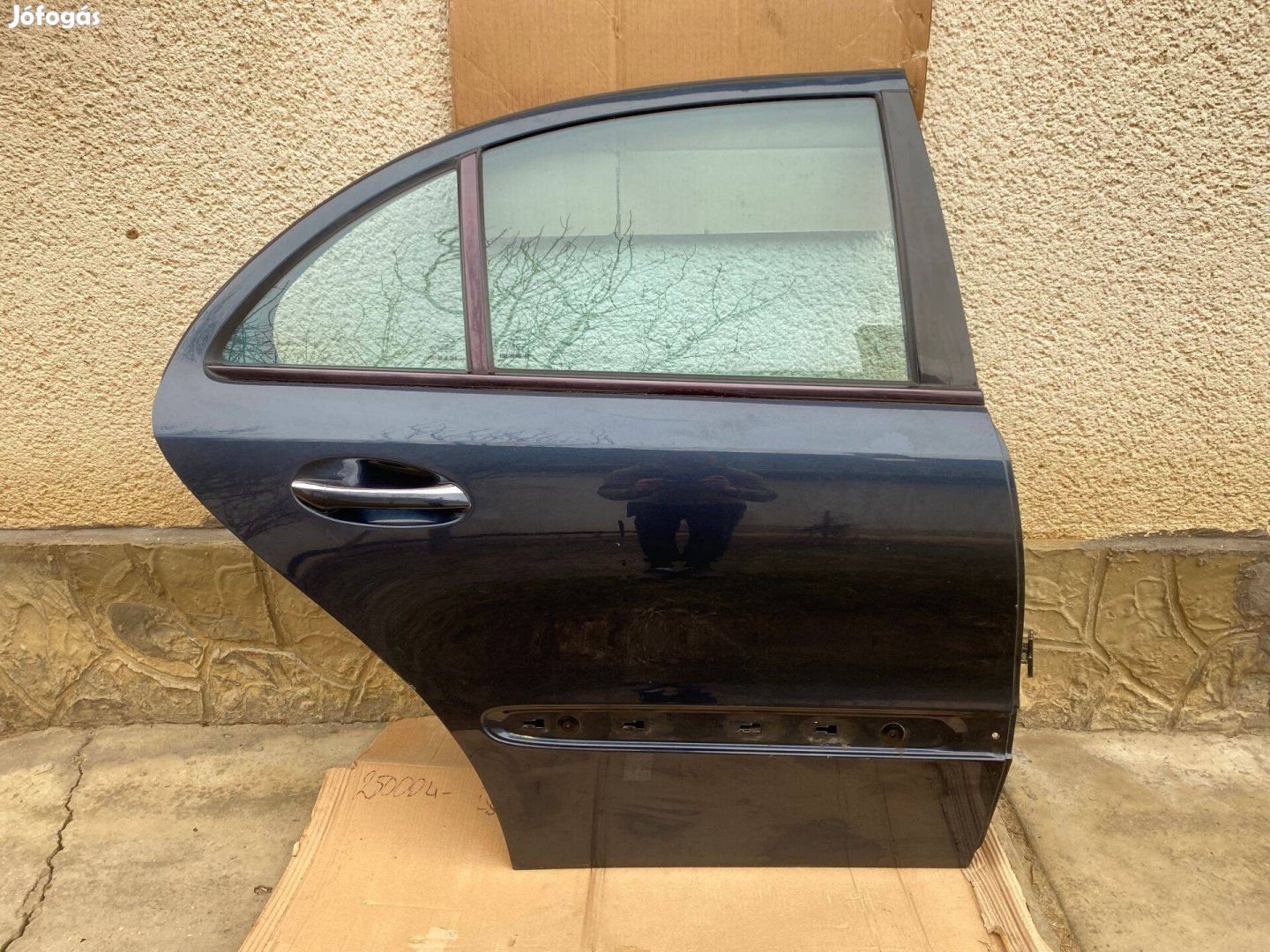 Mercedes-Benz E-Class (W211) sedan jobb hátsó ajtó