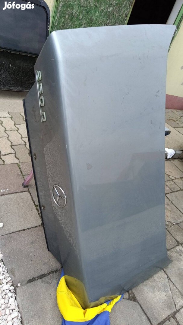Mercedes Benz E class csomagtér ajtó eladó 