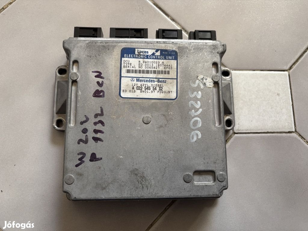 Mercedes-Benz E-osztály W210 motorvezérlő A0225455432 R04010023A