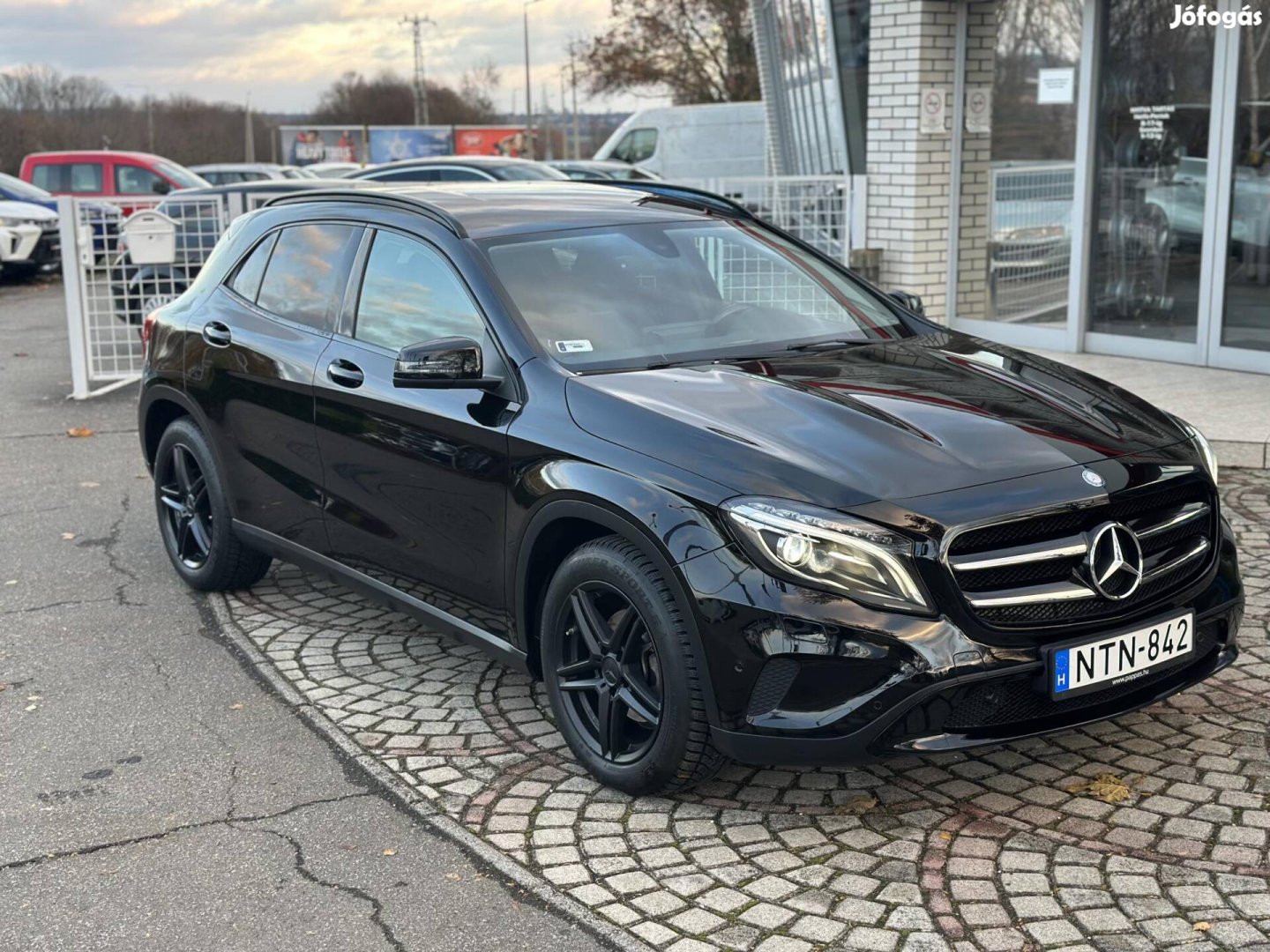 Mercedes-Benz GLA 200 CDI d Urban 4Matic 7G-DCT...