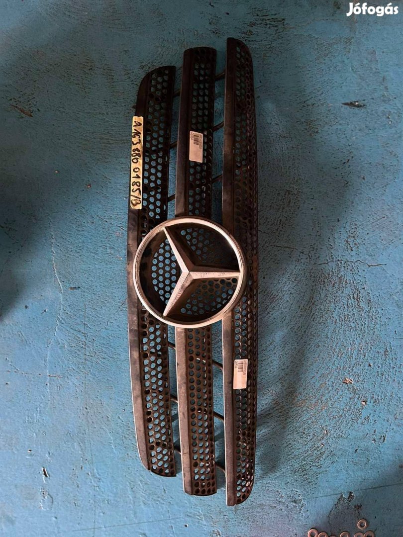 Mercedes-Benz Hűtőrács