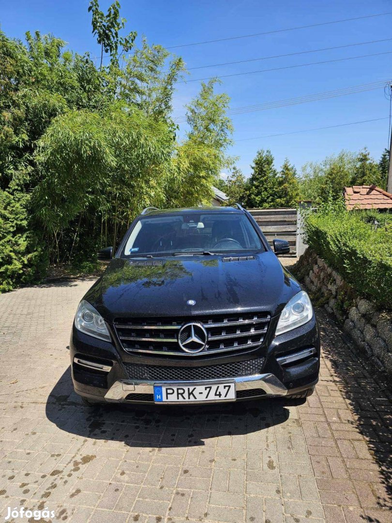 Mercedes-Benz ML 350 Bluetec (Automata)