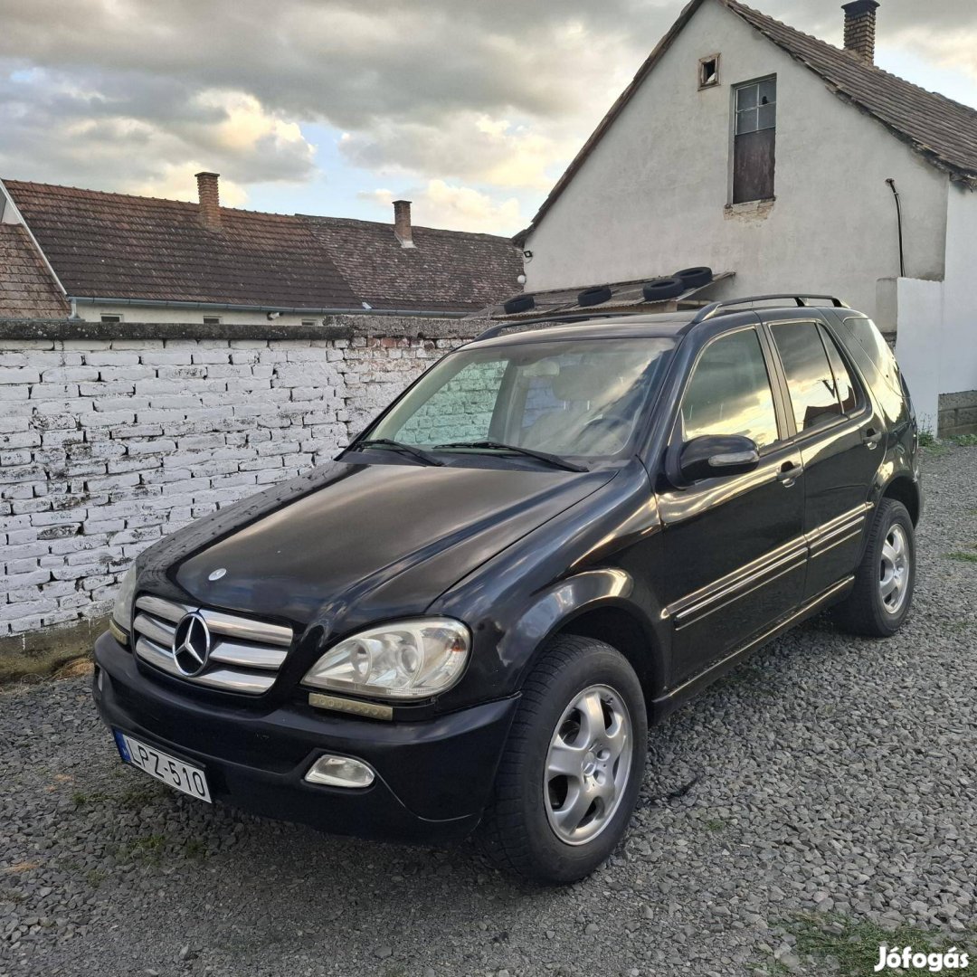 Mercedes-Benz ML-Osztály ML 350 (Automata)