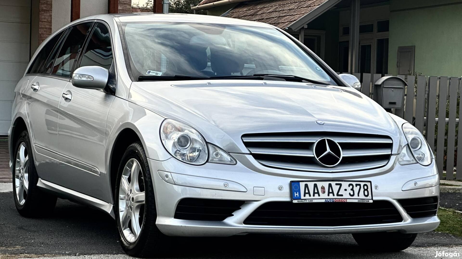 Mercedes-Benz R 280 CDI (Automata) (6 személyes )