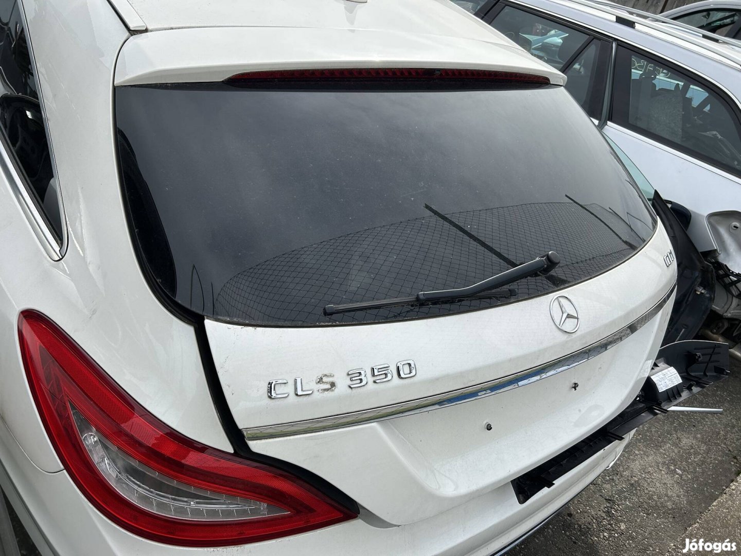 Mercedes Benz S218 CLS csomagtér ajtó