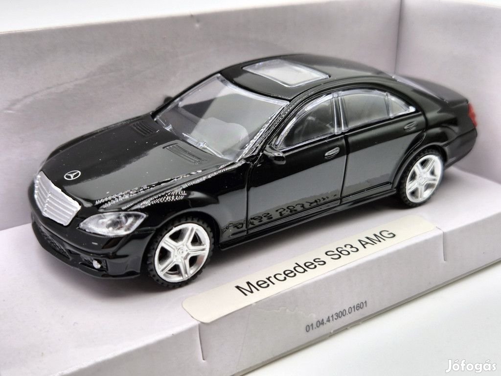 Mercedes Benz S63 AMG (fekete) -  Rastar - 1:43