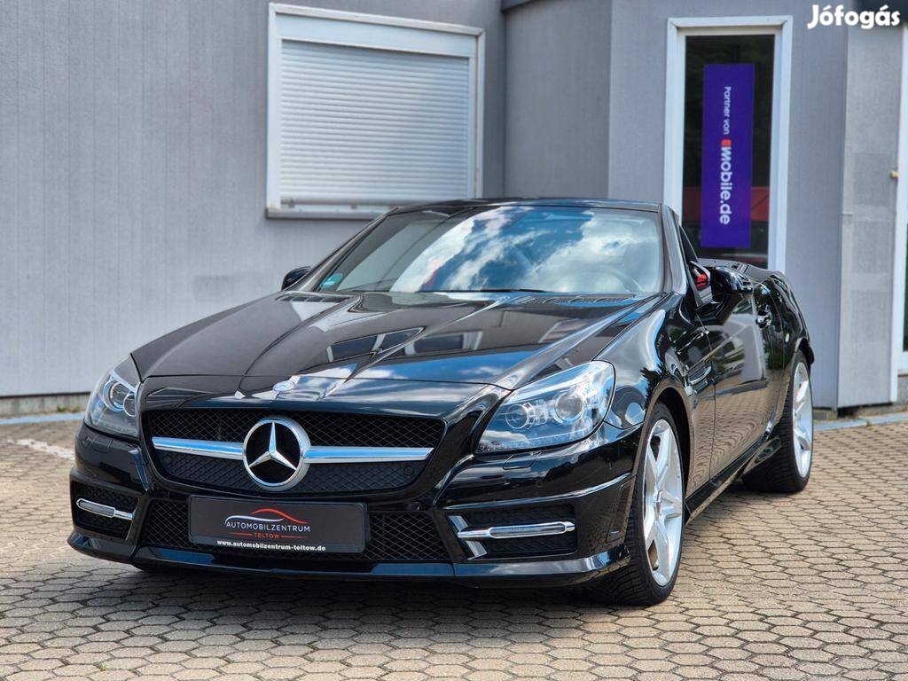 Mercedes-Benz SLK 200 (Automata) AMG kívül-belü...