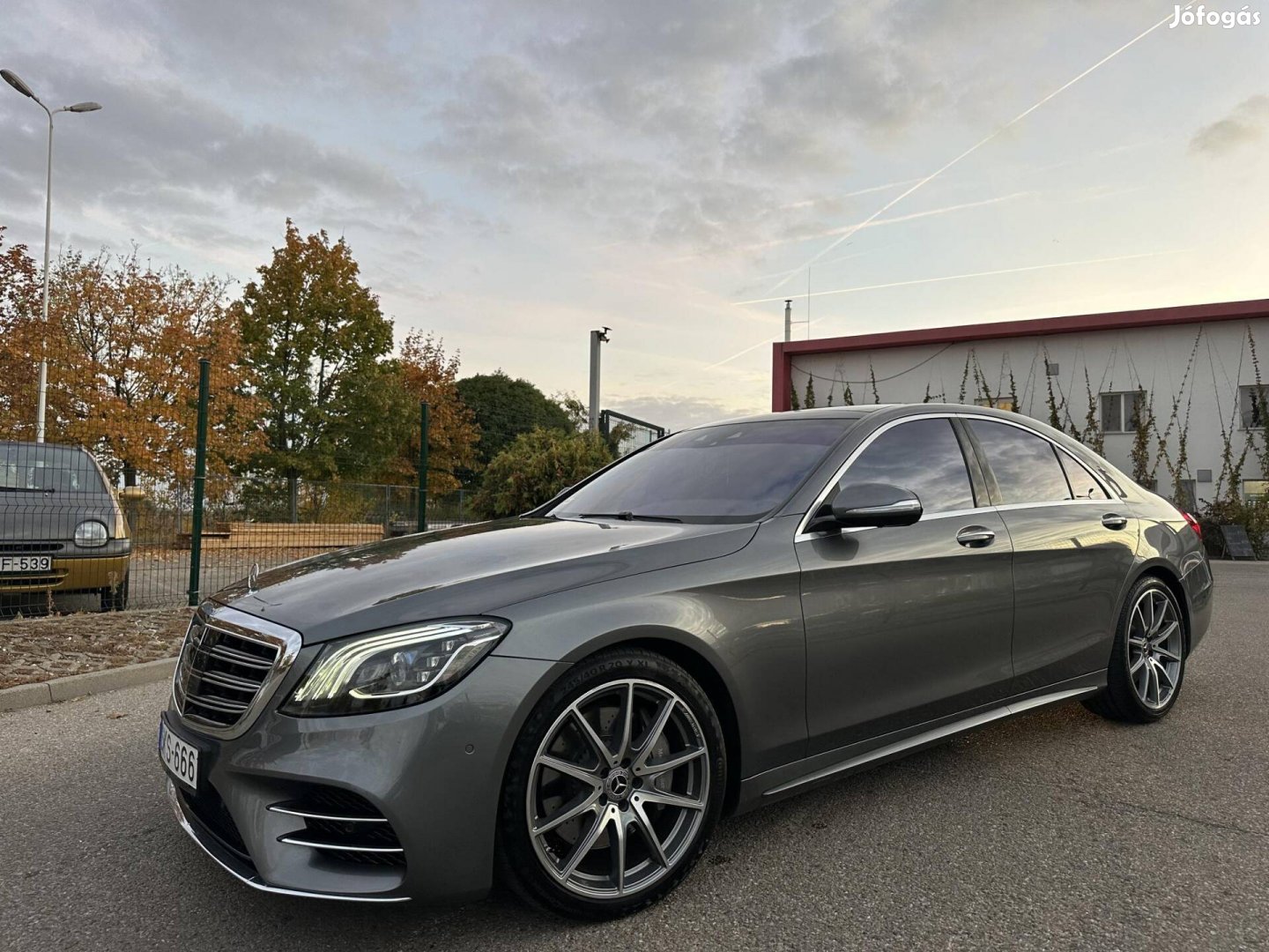 Mercedes-Benz S 560 4Matic 9G-Tronic AMG Egyedi...